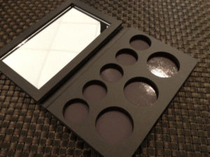 8 Well Refillable Pallete
